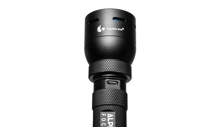 Latarka ręczna Falcon Eye ALPHA 2.4,500 lm fokus ładowalna, box