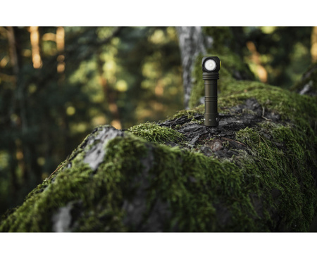 Latarka czołowa Armytek Wizard C2 Pro Magnet USB Olive White